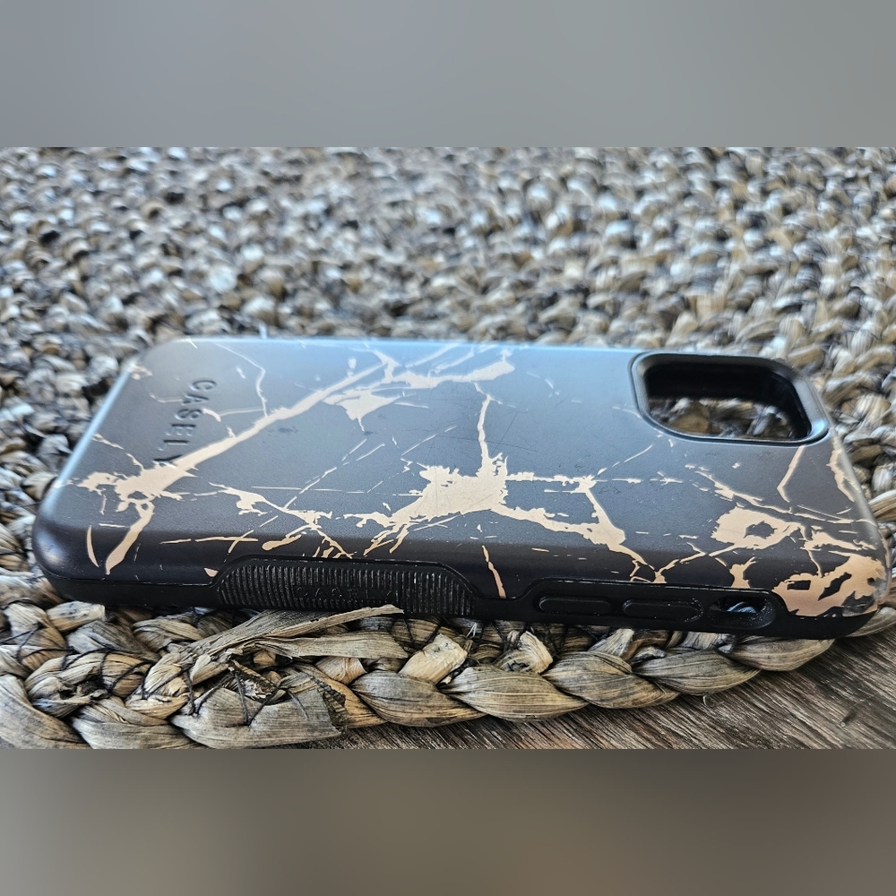 CASELY Phone Case - Picture 2 of 4